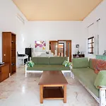 Villa Venus House